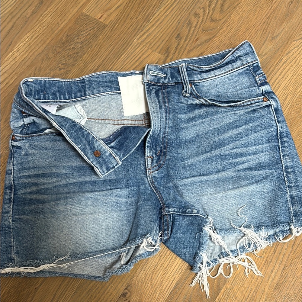 MOTHER Classic Blue Denim Shorts LIKE NEW